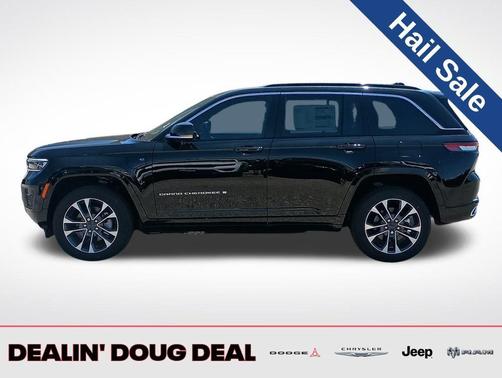 Diamond Black Crystal Pearlcoat 2024 Jeep Grand Cherokee 4xe Overland