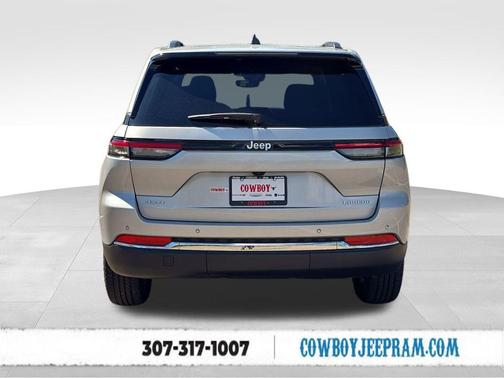 2024 Jeep Grand Cherokee Laredo