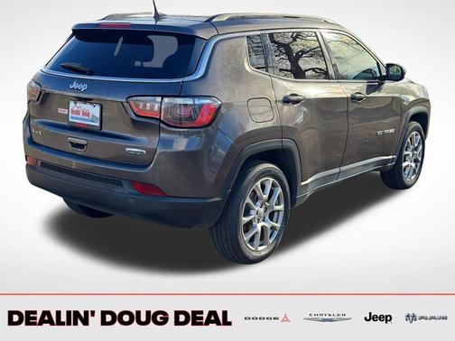 2022 Jeep Compass Latitude Lux