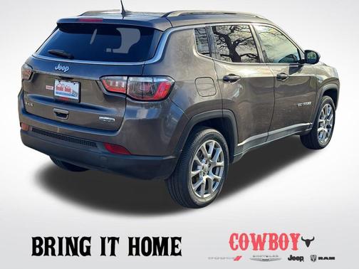 2022 Jeep Compass Latitude Lux