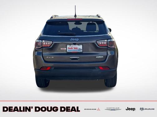 2022 Jeep Compass Latitude Lux