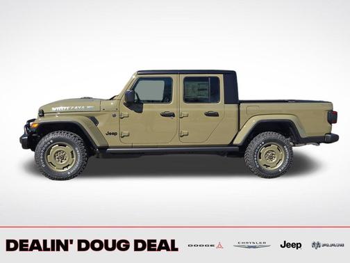 2026 Jeep Gladiator Sport