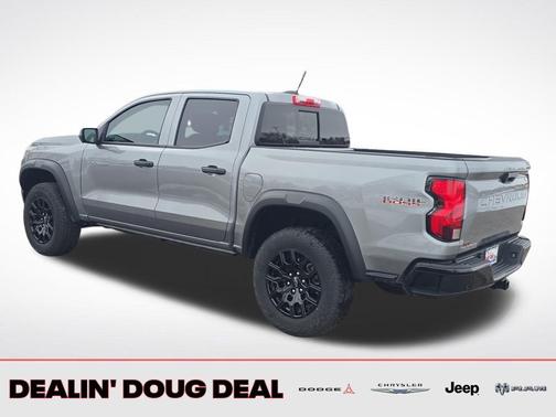 Sterling Gray Metallic 2024 Chevrolet Colorado Trail Boss