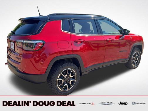 Red Hot Pearlcoat 2026 Jeep Compass Trailhawk