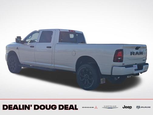 2026 RAM 2500 Black Express Crew Cab 4x4 8' Box