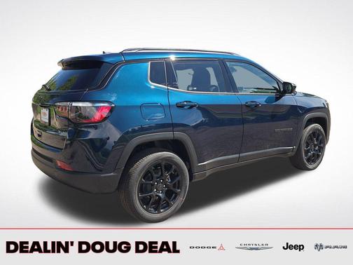 Fathom Blue Pearl Coat 2026 Jeep Compass Sport