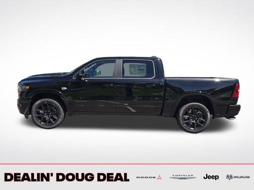 Diamond Black Crystal Pearlcoat 2026 RAM 1500 Laramie