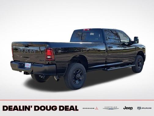 2025 RAM 3500 Tradesman Crew Cab 4x4 8' Box