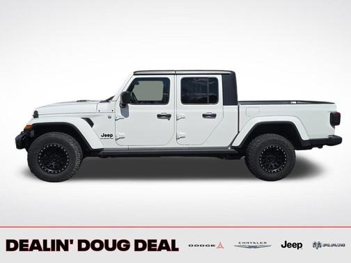 Bright White Clearcoat 2021 Jeep Gladiator Sport S