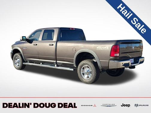 2017 RAM 2500 Tradesman Crew Cab 4x4 8' Box