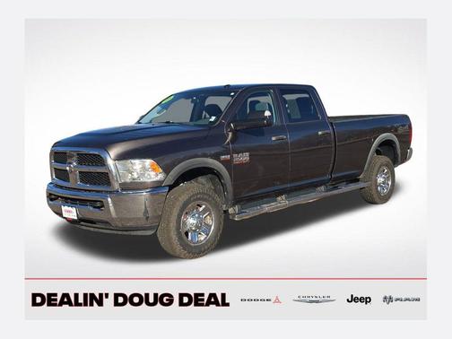 2017 RAM 2500 Tradesman Crew Cab 4x4 8' Box