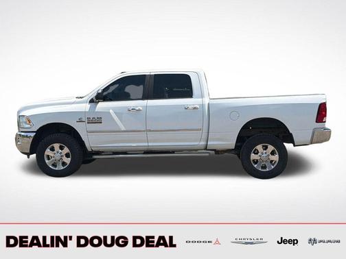 Bright White Clearcoat 2014 RAM 2500 Big Horn