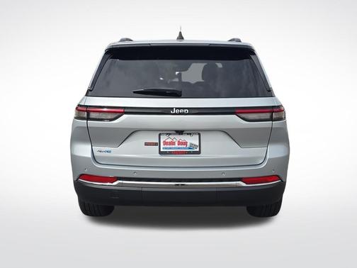 Silver Zynith 2023 Jeep Grand Cherokee 4xe Base