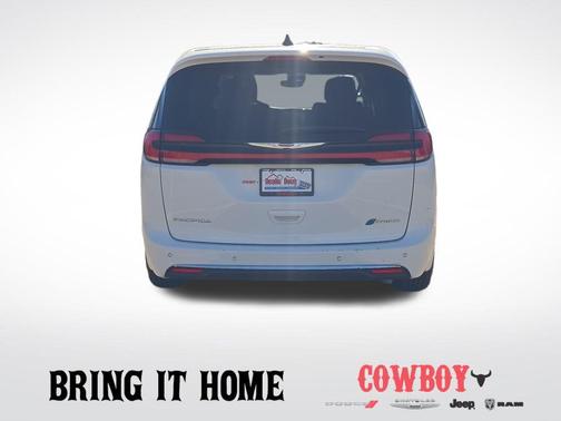 2024 Chrysler Pacifica Hybrid Select