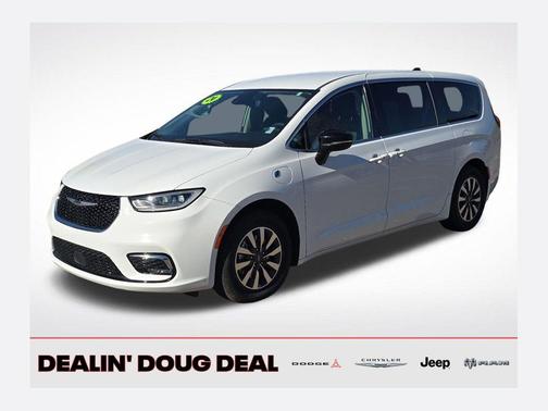 2024 Chrysler Pacifica Hybrid Select