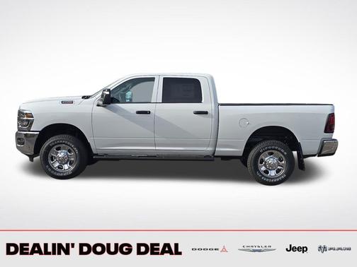 2026 RAM 2500 Tradesman Crew Cab 4x4 6'4' Box