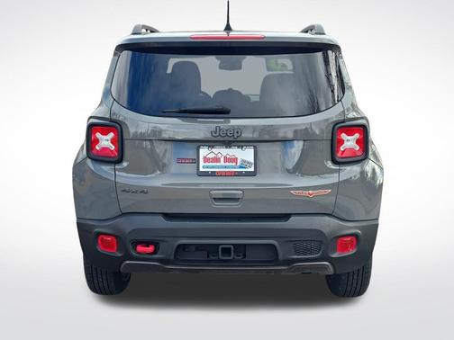 2021 Jeep Renegade Trailhawk