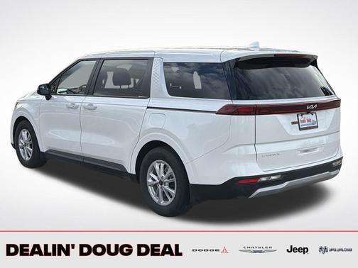 Snow White Pearl 2024 Kia Carnival LX