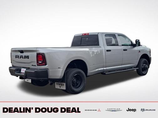 2026 RAM 3500 Tradesman Crew Cab 4x4 8' Box
