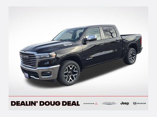 Diamond Black Crystal Pearlcoat 2025 RAM 1500 Laramie