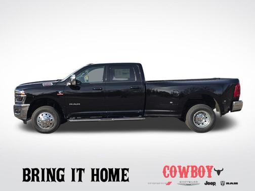 2026 RAM 3500 Laramie Crew Cab 4x4 8' Box