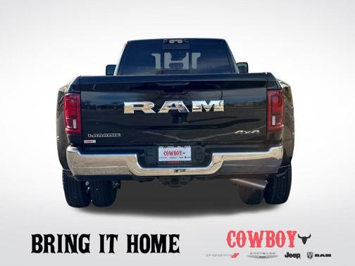 2026 RAM 3500 Laramie Crew Cab 4x4 8' Box