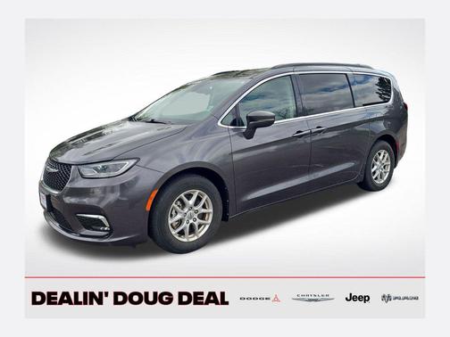 Granite Crystal Metallic Clearcoat 2022 Chrysler Pacifica Touring L