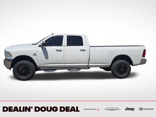Bright White Clearcoat 2016 RAM 2500 SLT