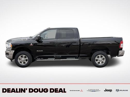 2024 RAM 2500 Big Horn Crew Cab 4x4 6'4' Box