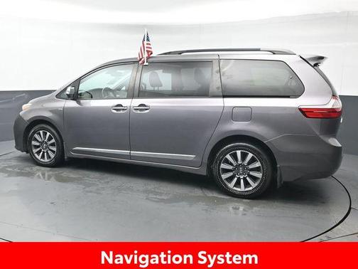 2018 Toyota Sienna Limited Premium