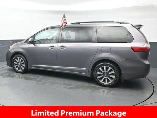 2018 Toyota Sienna Limited Premium