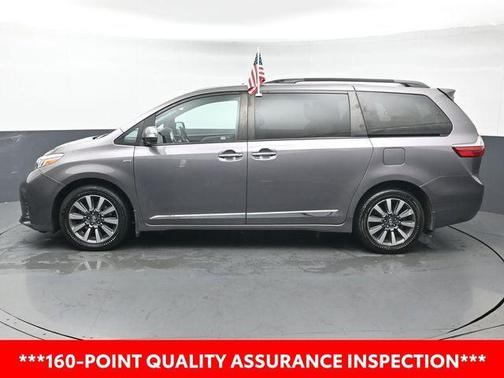 2018 Toyota Sienna Limited Premium