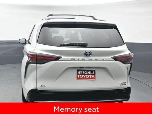 2023 Toyota Sienna Limited