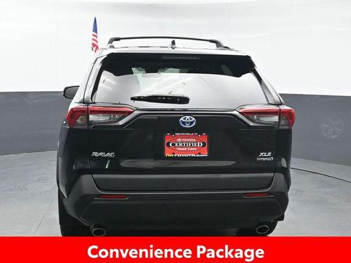 2021 Toyota RAV4 Hybrid XLE