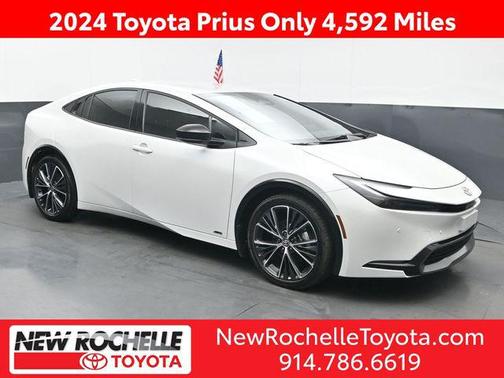 2024 Toyota Prius XLE