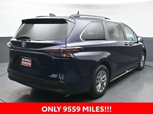 2023 Toyota Sienna XLE 7 Passenger