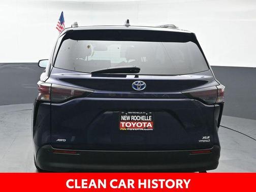2023 Toyota Sienna XLE 7 Passenger