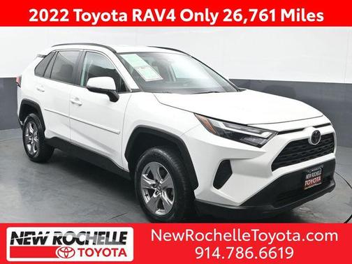 2022 Toyota RAV4 XLE