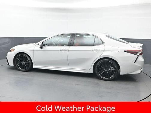 2024 Toyota Camry Hybrid SE