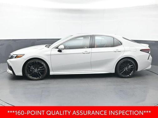 2024 Toyota Camry Hybrid SE