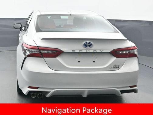 2024 Toyota Camry Hybrid SE