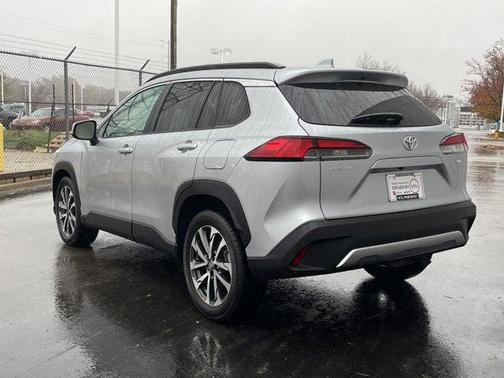 2023 Toyota Corolla Cross XLE