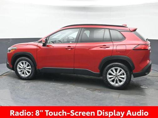 2024 Toyota Corolla Cross LE