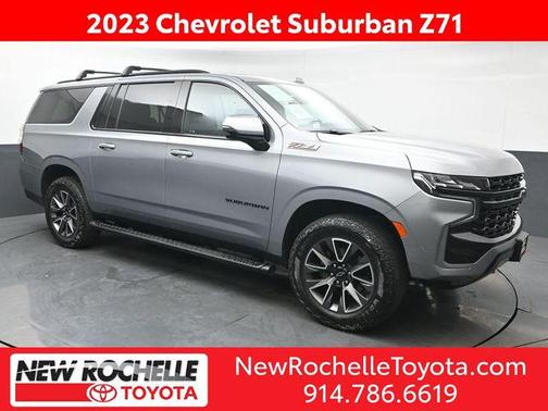 2023 Chevrolet Suburban 4WD Z71