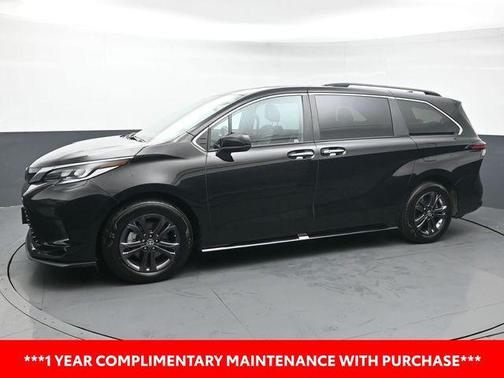 2024 Toyota Sienna XSE 7 Passenger