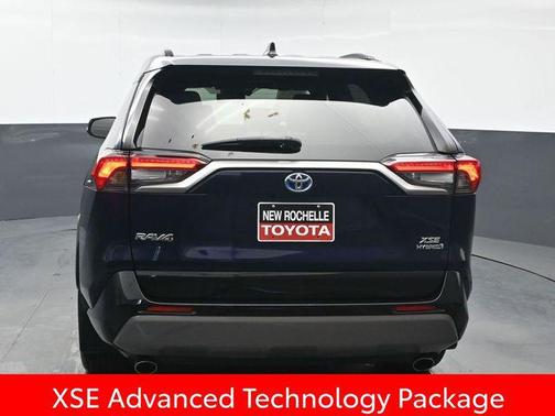 2019 Toyota RAV4 Hybrid SE
