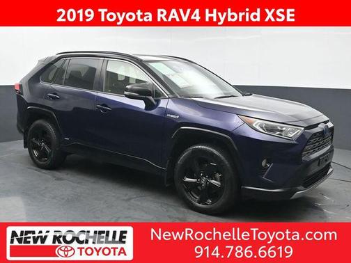 2019 Toyota RAV4 Hybrid SE