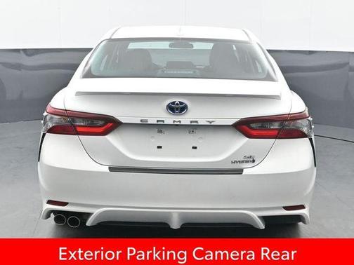 2024 Toyota Camry Hybrid SE