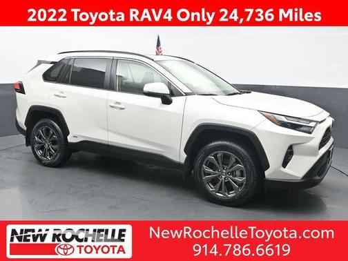 2022 Toyota RAV4 Hybrid XLE Premium