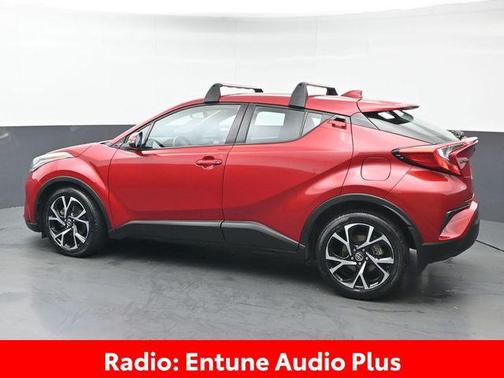 2022 Toyota C-HR XLE